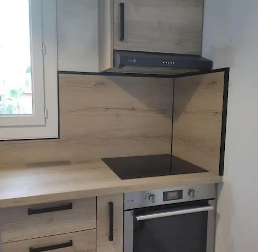 F3 Moderne Proche Marche Et * Saint-Raphaël