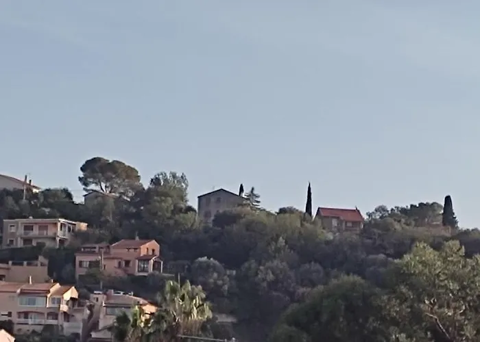 F3 Moderne Proche Marche Et Saint-Raphaël